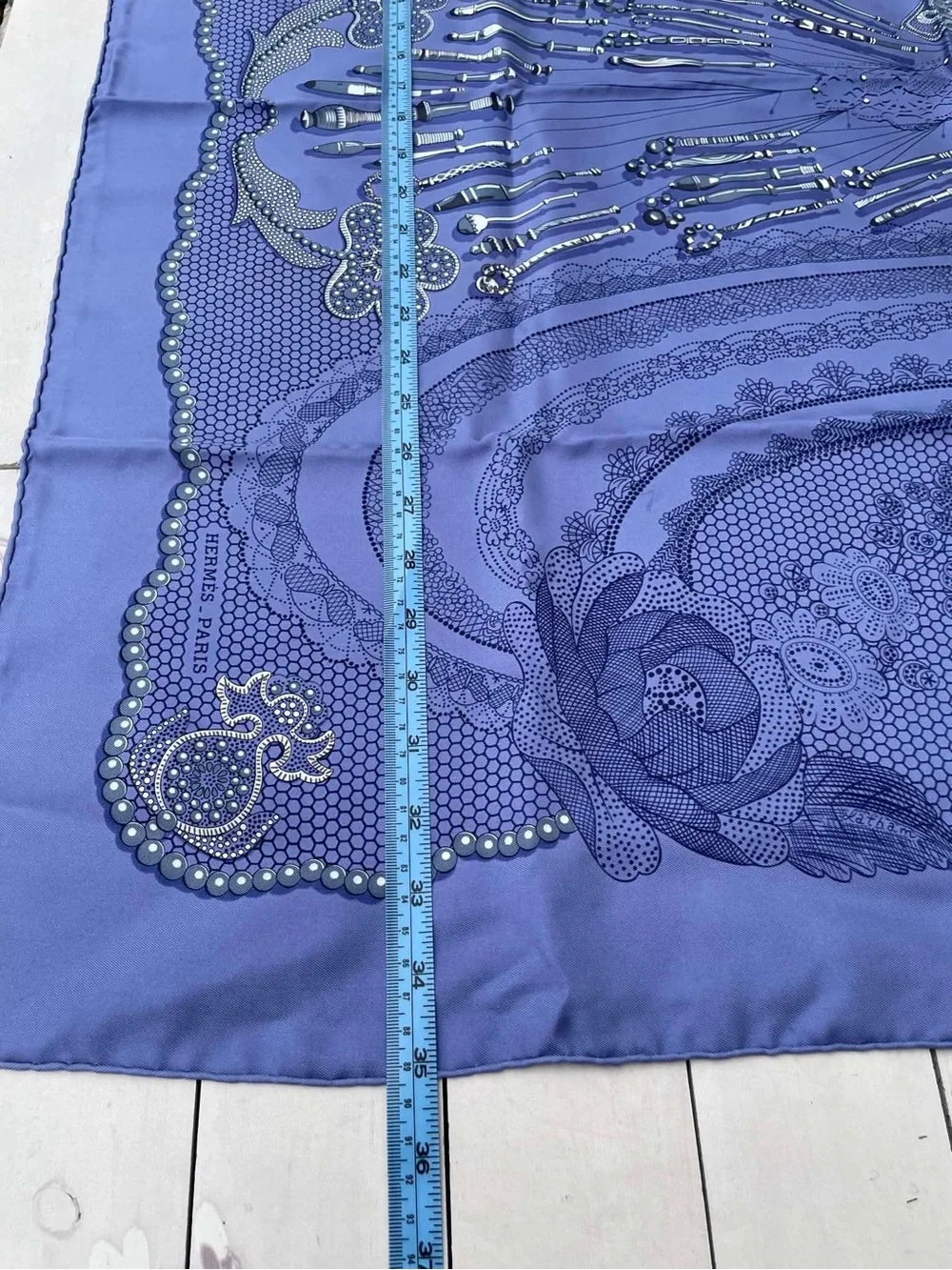 Hermes Lavender and Purple Silk Scarf - Picture 14 of 15